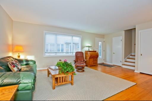1908 Colfax St #B, Evanston, IL 60201 photo 3