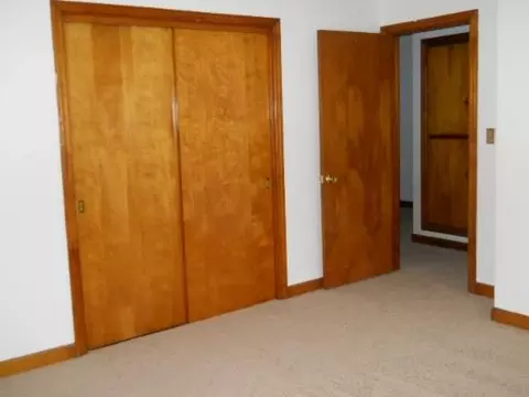 1521 Tenth St, Peru, IL 61354 photo 9