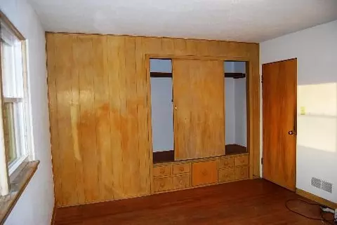 504 Bevan Dr E, Joliet, IL 60435 photo 9
