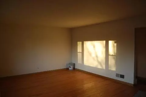 504 Bevan Dr E, Joliet, IL 60435 photo 3
