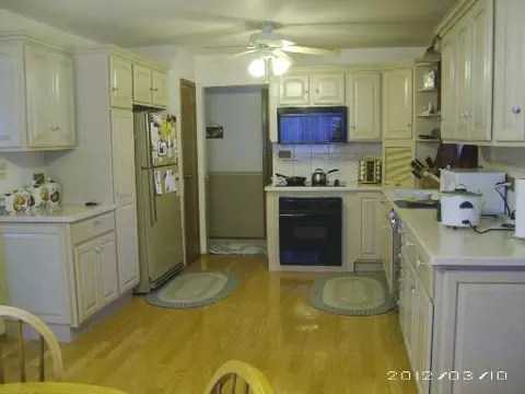 856 Arthur Dr, Elgin, IL 60120 photo 7