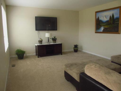 14434 Independence Dr, Plainfield, IL 60544 photo 4