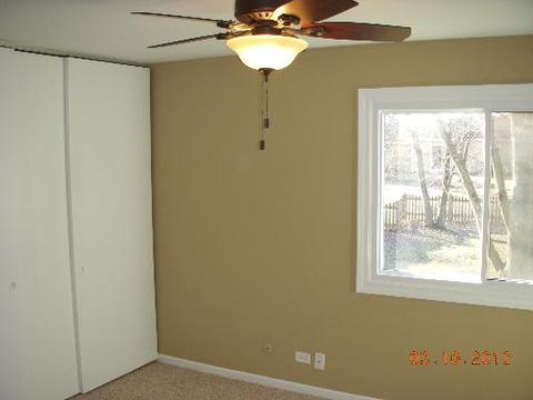 833 Bay Ct, Bartlett, IL 60103 photo 13
