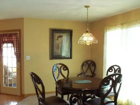2676 Creekside Ln, Morris, IL 60450 photo 4