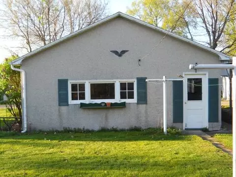 413 W Devlin St, Spring Valley, IL 61362 photo 7
