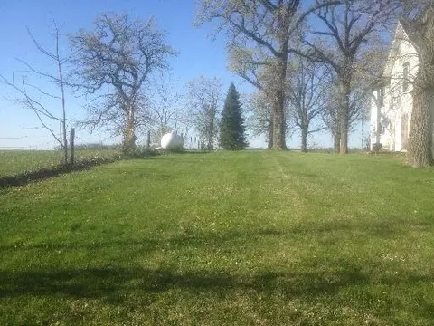 3237 W Myrtle Rd, Leaf River, IL 61047 photo 9