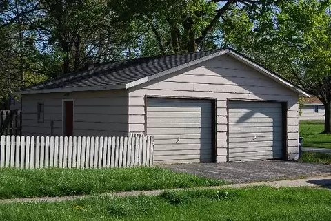 201 E Mondamin St, Minooka, IL 60447 photo 4