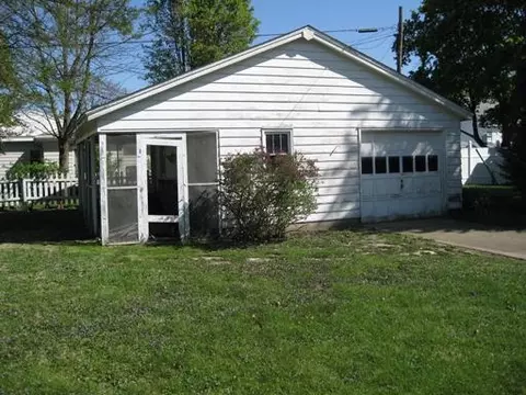 2221 Eighth St, Peru, IL 61354 photo 7