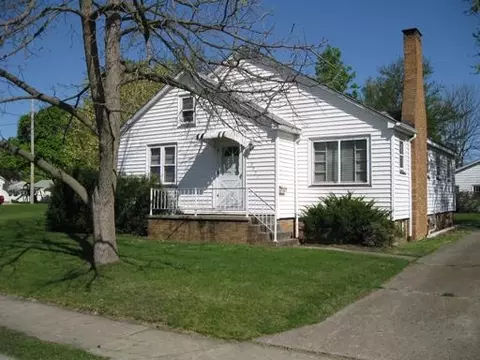 2221 Eighth St, Peru, IL 61354 photo 1