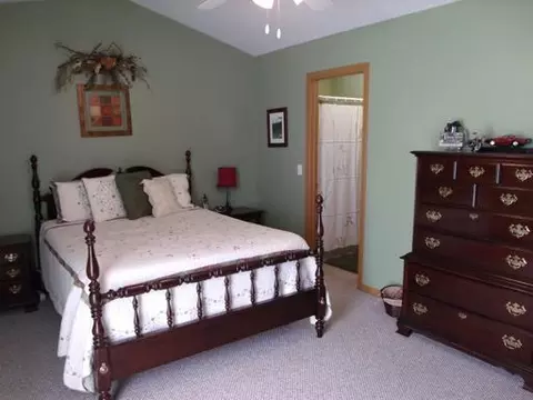 1242 Sycamore St, Peru, IL 61354 photo 8