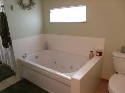 1242 Sycamore St, Peru, IL 61354 photo 11