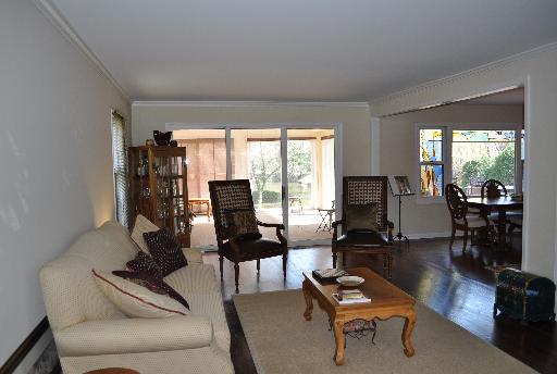 1215 Montgomery Dr, Deerfield, IL 60015 photo 3