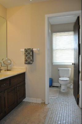 1215 Montgomery Dr, Deerfield, IL 60015 photo 10