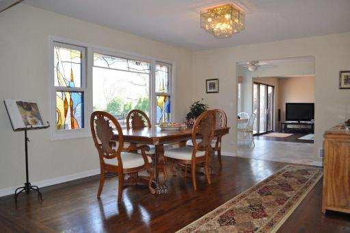 1215 Montgomery Dr, Deerfield, IL 60015 photo 4