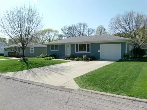 2404 13th St, Peru, IL 61354 photo 1