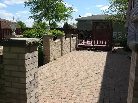 104 Blackhawk Dr, Minooka, IL 60447 photo 14