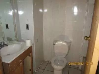 910 Mountain St, Aurora, IL 60505 photo 5