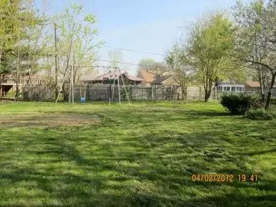 910 Mountain St, Aurora, IL 60505 photo 14