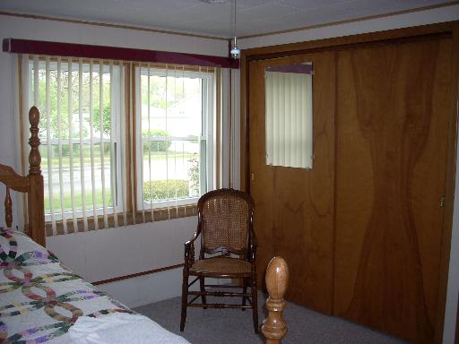 301 E 4th St, Streator, IL 61364 photo 8