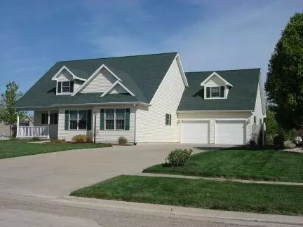 919 Charles Pl, Peru, IL 61354 photo 2