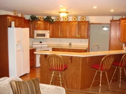 919 Charles Pl, Peru, IL 61354 photo 6