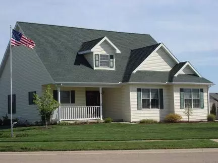 919 Charles Pl, Peru, IL 61354 photo 1