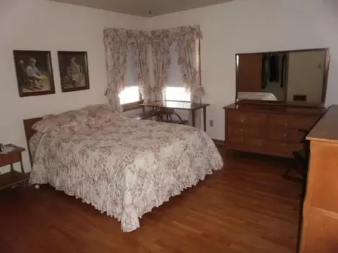 2108 Cresent Dr, Peru, IL 61354 photo 5