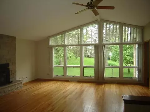 28480 Highview, Mchenry, IL 60051 photo 4