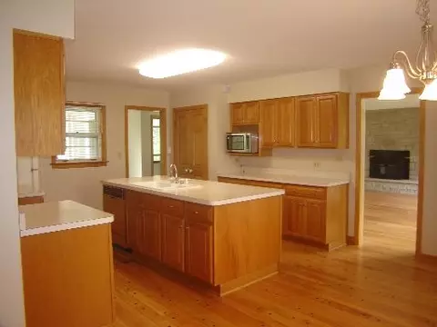 28480 Highview, Mchenry, IL 60051 photo 2