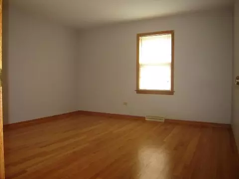 28480 Highview, Mchenry, IL 60051 photo 8