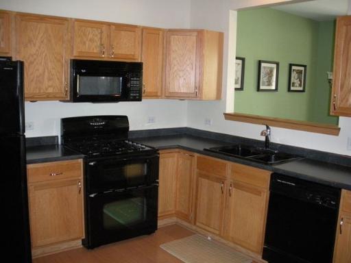 720 County Line Rd #-, Aurora, IL 60502 photo 3
