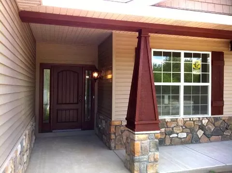 3 Hidden Grove Ln, Spring Valley, IL 61362 photo 2