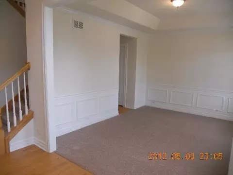 325 Davis Dr, Sycamore, IL 60178 photo 3