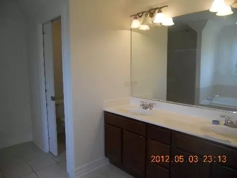 325 Davis Dr, Sycamore, IL 60178 photo 11