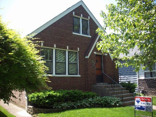 7819 W 66 St, Bedford Park, IL 60501 photo 1