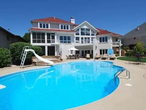 22951 Marina Dr, Plainfield, IL 60585 photo 2