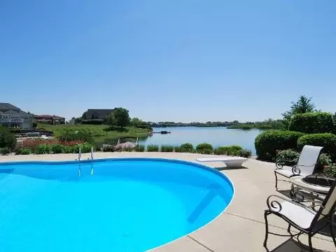 22951 Marina Dr, Plainfield, IL 60585 photo 5