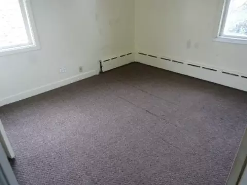 724 E 105th Pl, Chicago, IL 60628 photo 4