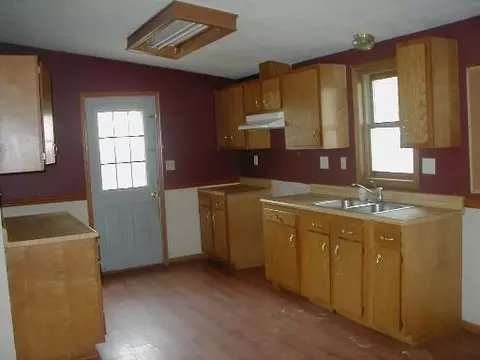 705 E Rose Ln, Godley, IL 60407 photo 2