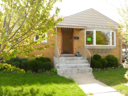 9925 Agatite Ct, Schiller Park, IL 60176 photo 1