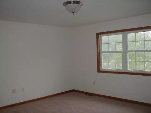 932 Evans St, Ottawa, IL 61350 photo 15