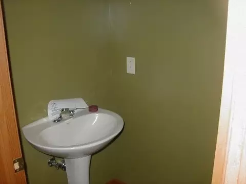932 Evans St, Ottawa, IL 61350 photo 11