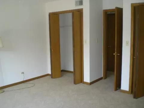 1389 Perry St #101, Des Plaines, IL 60016 photo 9
