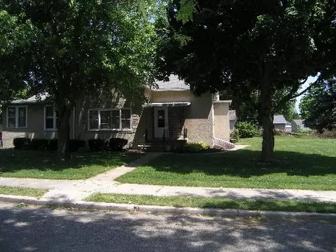 1528 9th St, Peru, IL 61354 photo 3