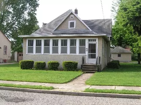 1528 9th St, Peru, IL 61354 photo 1