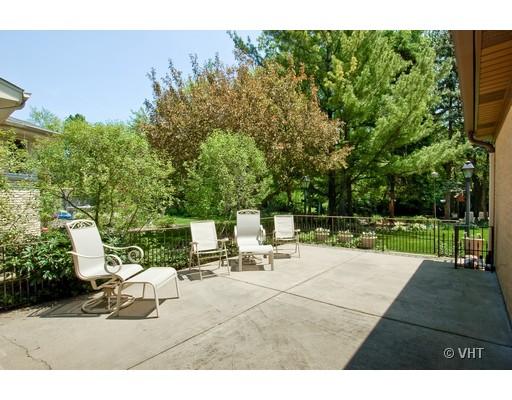 1981 Big Bend Dr, Des Plaines, IL 60016 photo 14