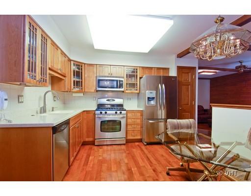 1981 Big Bend Dr, Des Plaines, IL 60016 photo 4