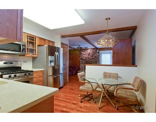 1981 Big Bend Dr, Des Plaines, IL 60016 photo 5