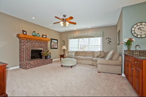 401 E 58th St, Westmont, IL 60559 photo 8