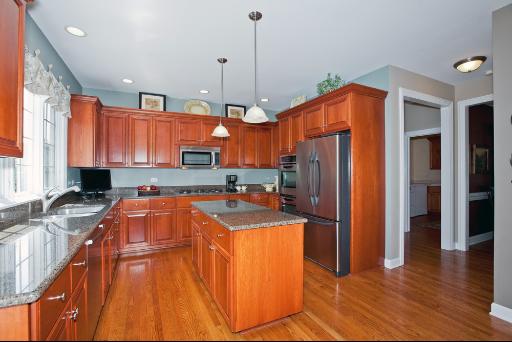401 E 58th St, Westmont, IL 60559 photo 2
